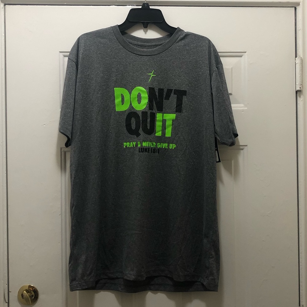 Kerusso Active Men’s T Shirt; NWT